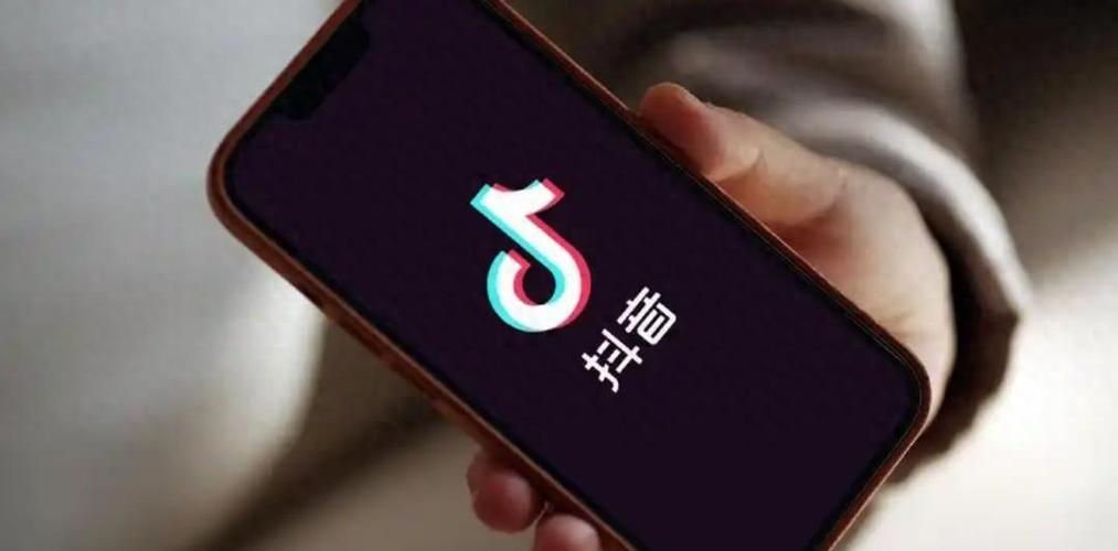 # 警惕“购买1000粉丝抖音号”陷阱:虚假繁荣背后的重重危机